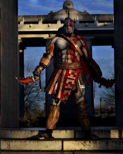 Knightmage Kratos Cosplay 